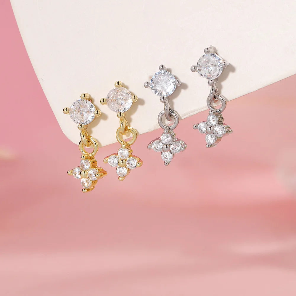 Boucles d’Oreilles Fleurs en Cristal – Lot de 4 Pièces