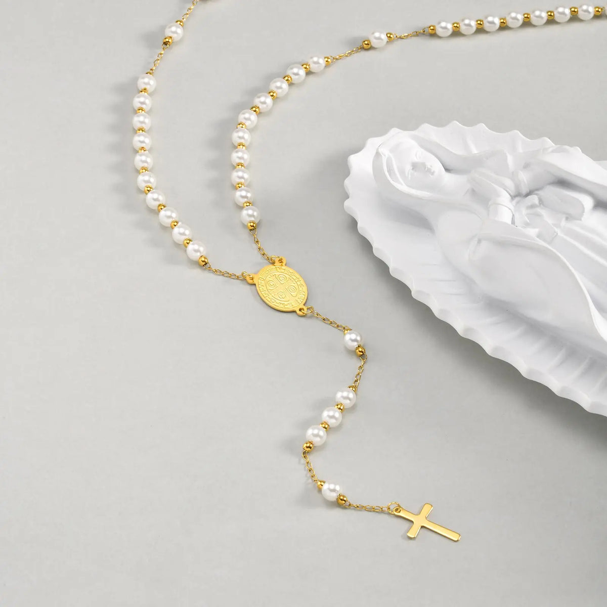 Collier Croix & Saint Benoît – Perles & Chaîne
