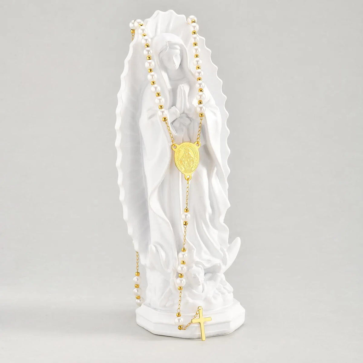 Collier Croix & Saint Benoît – Perles & Chaîne