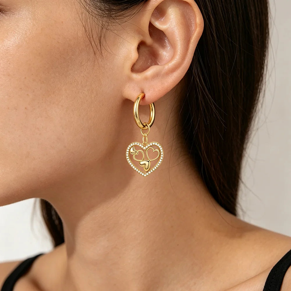 Boucles d’Oreilles Cœur en Zircon – Style Romantique