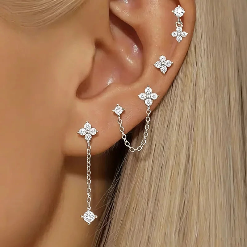 Boucles d’Oreilles Fleurs en Cristal – Lot de 4 Pièces